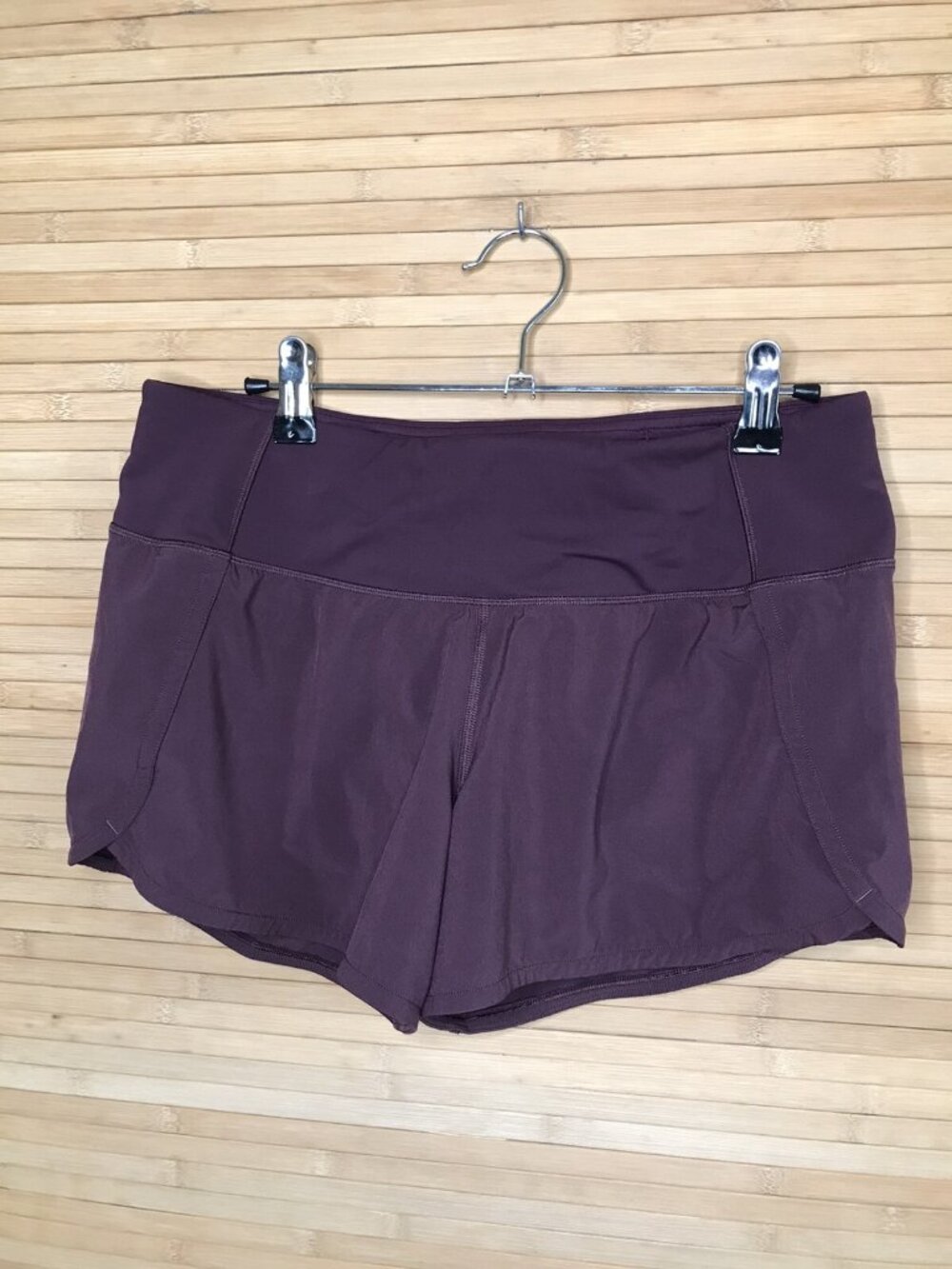 Lululemon Shorts Womens 6 Run Times II Garnet Red Lightweight 4"